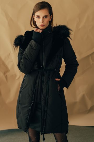 Zimska jakna sa kapuljačom i krznom