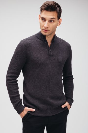 Muški džemper u sivoj boji