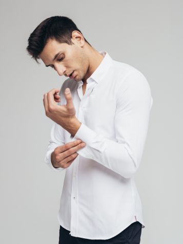 Muška košulja u bijeloj boji