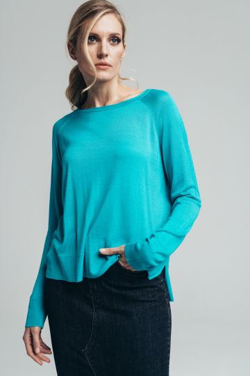 Ženski tanji džemper u tirkiz boji