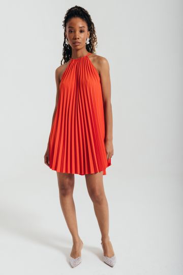 Plisirana narandžasta haljina