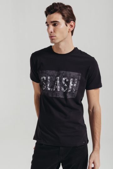 Majica u crnoj boji sa SLASH printom