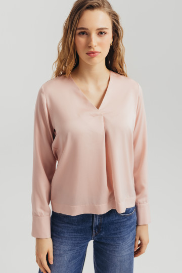 Puder roze bluza sa V izrezom