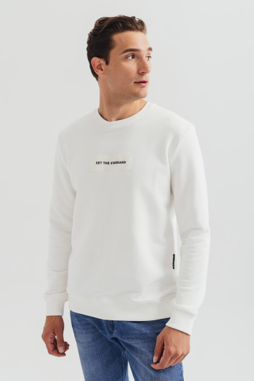 Muški beli duks sa natpisom 