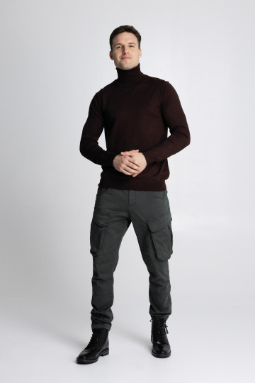 Tamno bordo muška slim fit rolka