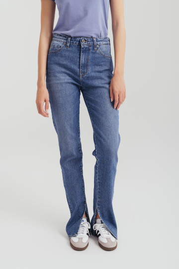 Ženske slim fit farmerke sa visokim strukom i prorezom na nogavicama-model 225