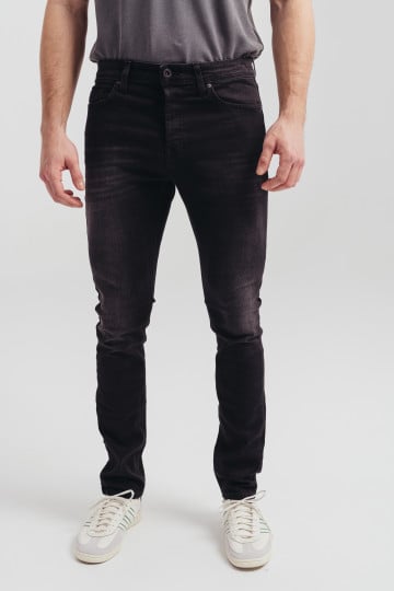 Skinny fit farmerke od comfort denima - model 115