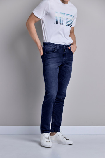 Muške slim fit farmerke sa suženim nogavicama i niskim strukom - model 106 