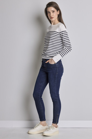 Ženske skinny farmerke sa srednjim strukom - model 250