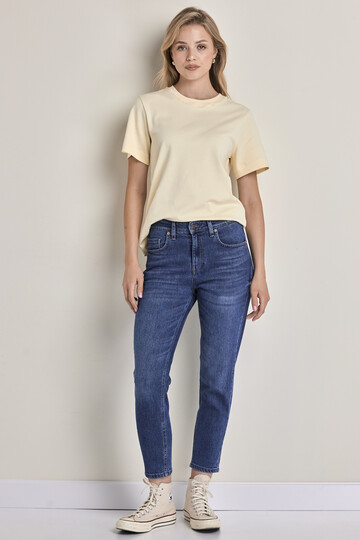 Farmerke slim fit kroja sa visokim strukom -model 211